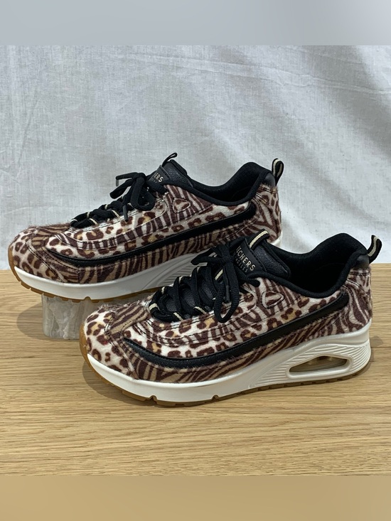 Skechers Shoes - Skechers Uno Exotic Air Los Angeles Women’s 6 Animal Print (fauxe fur) Shoes